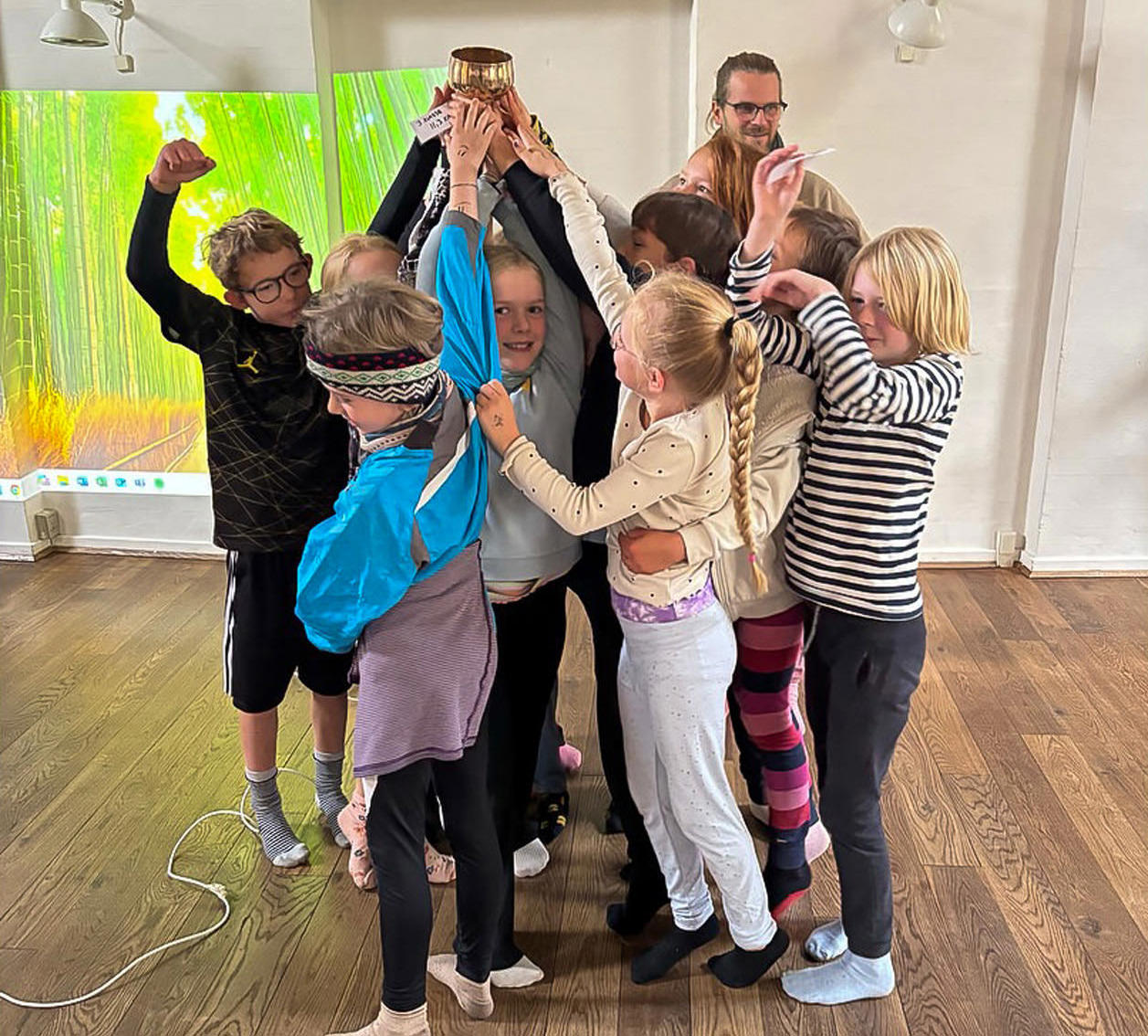 Børn i undervisning på Halsnæs Lilleskole