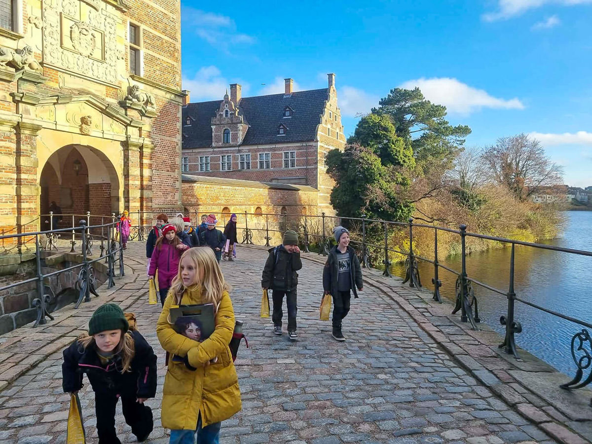 Samspil med omverdenen på Halsnæs Lilleskole